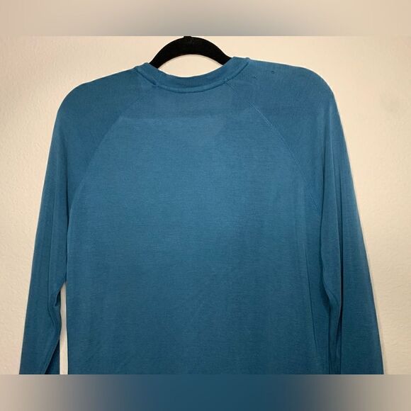 Athleta loose fitting Sweater - Picture 10 of 11